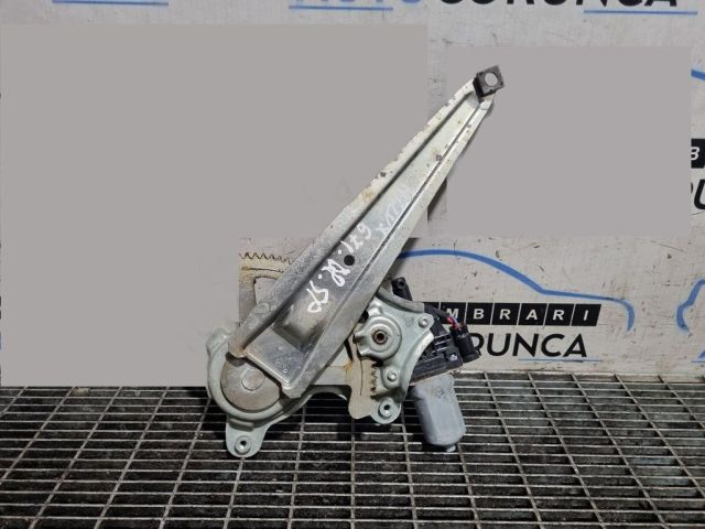 bontott TOYOTA HILUX Jobb hátsó Ablakemelő Szerkezet (Elektromos)