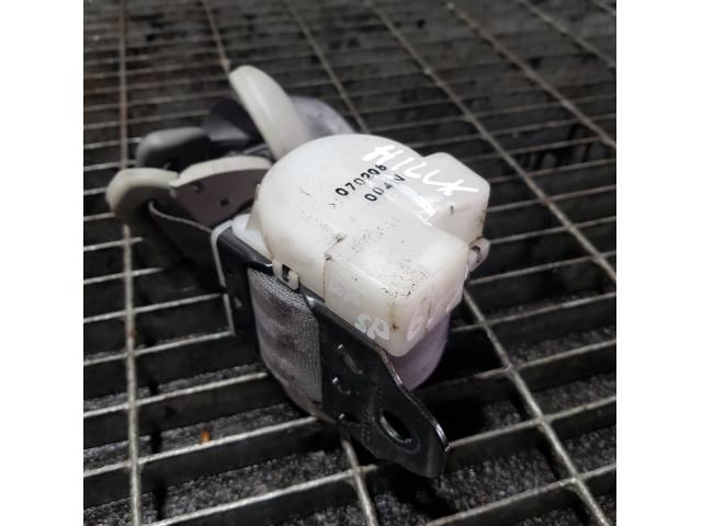 bontott TOYOTA HILUX Jobb hátsó Biztonsági Öv