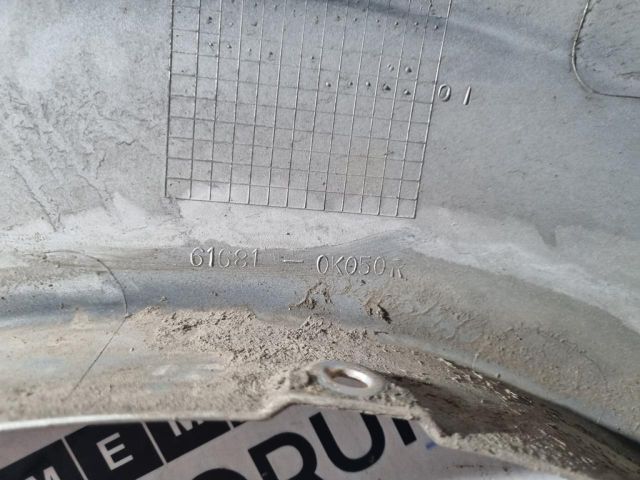 bontott TOYOTA HILUX Jobb hátsó Sárvédő Díszléc