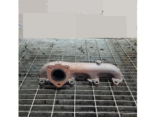 bontott TOYOTA HILUX Kipufogó Közösítő