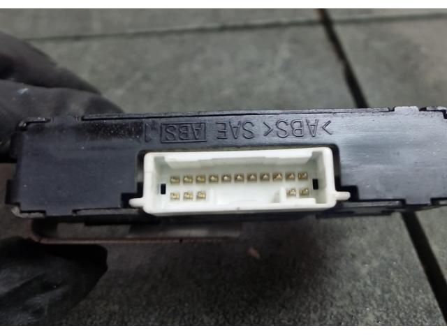 bontott TOYOTA HILUX Komfort Elektronika