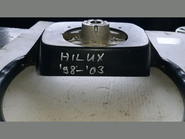 bontott TOYOTA HILUX Kormány