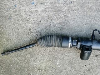 bontott TOYOTA HILUX Kormánymű Szervós