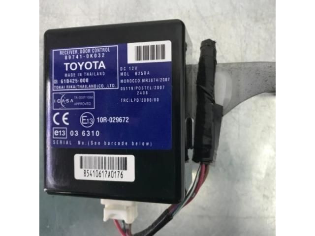 bontott TOYOTA HILUX Központizár Elektronika