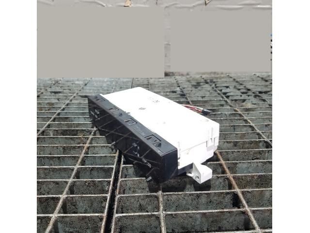 bontott TOYOTA HILUX Multifunkciós Kijelző