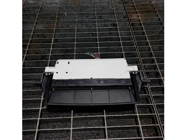 bontott TOYOTA HILUX Multifunkciós Kijelző