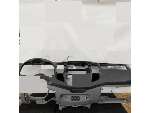 bontott TOYOTA HILUX Műszerfal Héj