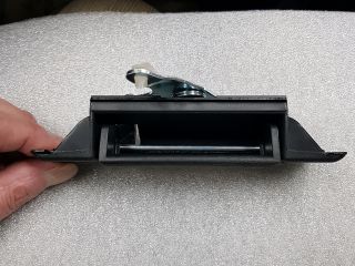 bontott TOYOTA HILUX Plató Ajtó Kilincs