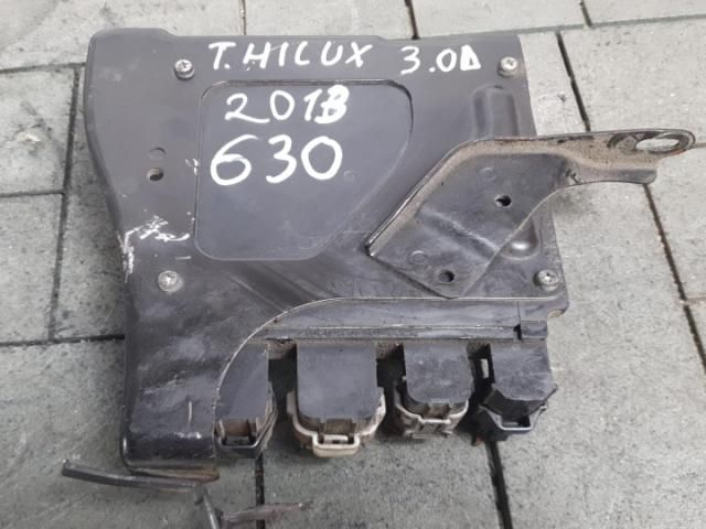 bontott TOYOTA HILUX Porlasztó Elektronika