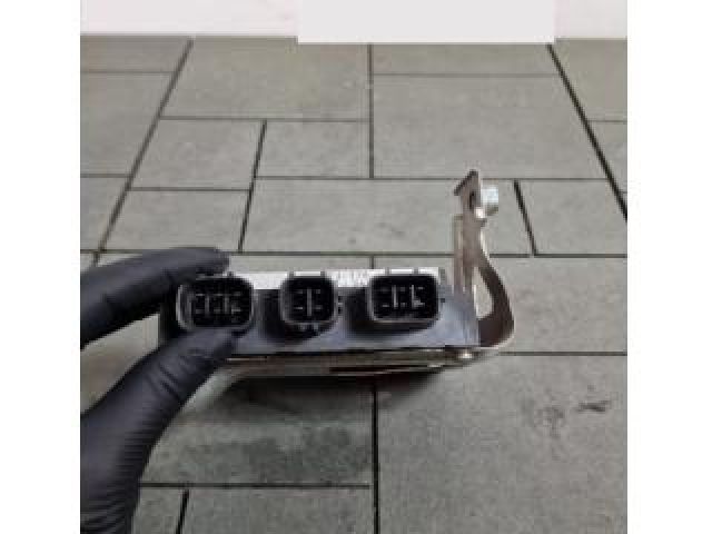 bontott TOYOTA HILUX Porlasztó Elektronika