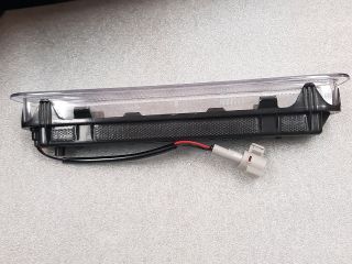 bontott TOYOTA HILUX Pótféklámpa