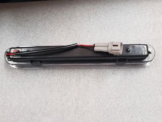 bontott TOYOTA HILUX Pótféklámpa