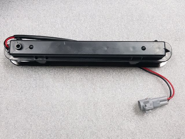 bontott TOYOTA HILUX Pótféklámpa