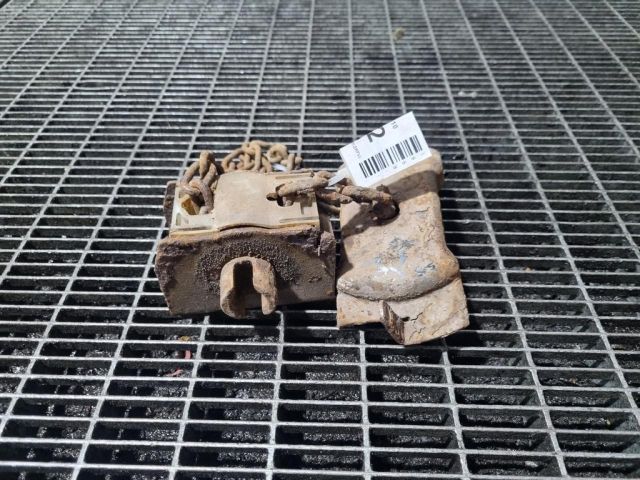 bontott TOYOTA HILUX Pótkerék Tartó