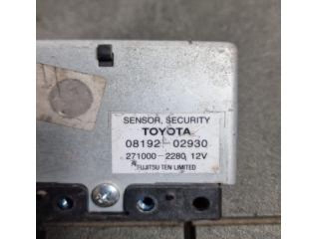 bontott TOYOTA HILUX Riasztó Központ