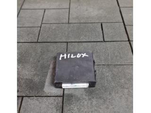 bontott TOYOTA HILUX Riasztó Központ