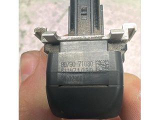 bontott TOYOTA HILUX Tolatókamera