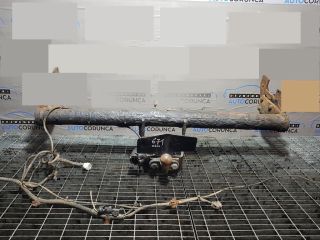 bontott TOYOTA HILUX Vonóhorog