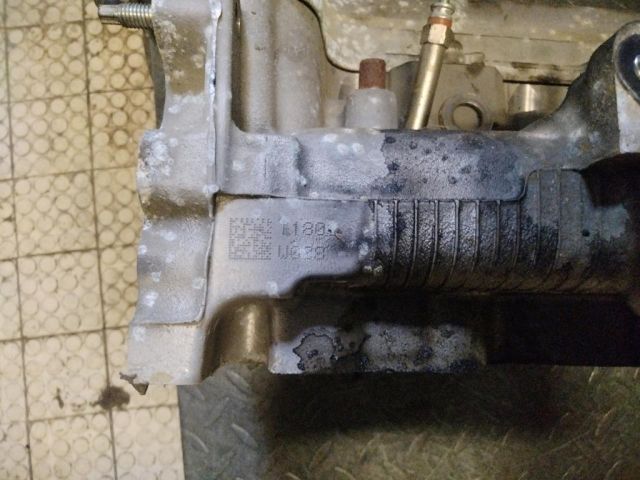 bontott TOYOTA IQ Hengerfej