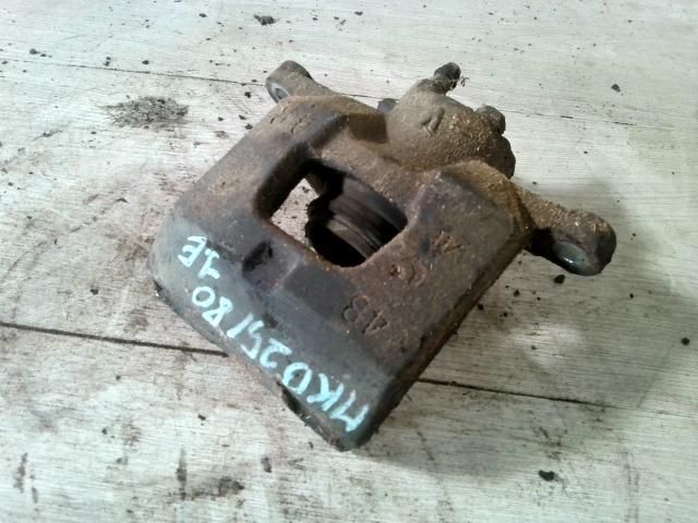 bontott TOYOTA IQ Jobb első Féknyereg Munkahengerrel