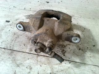 bontott TOYOTA IQ Jobb első Féknyereg Munkahengerrel