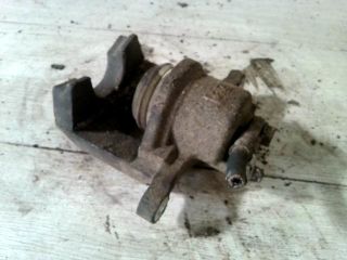 bontott TOYOTA IQ Jobb első Féknyereg Munkahengerrel