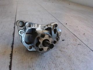 bontott TOYOTA IQ Olajszivattyú