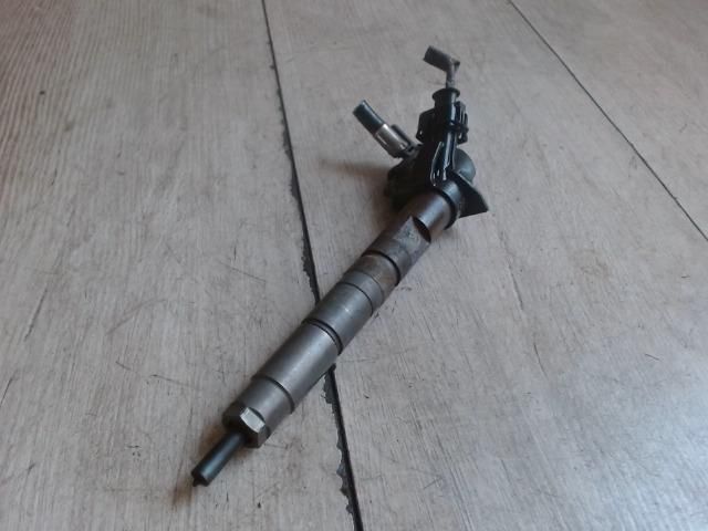 bontott TOYOTA IQ Porlasztó (1 db)