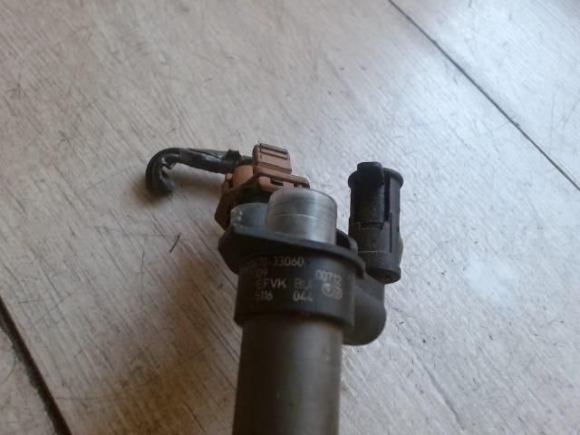 bontott TOYOTA IQ Porlasztó (1 db)