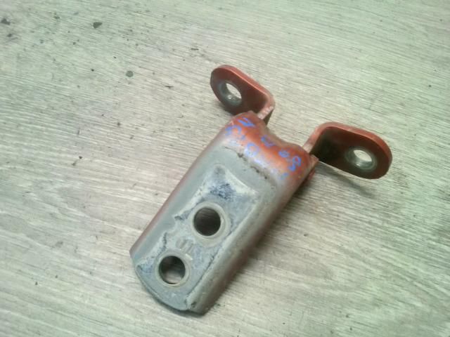 bontott TOYOTA IQ Bal első Felső Zsanér