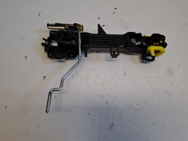 bontott TOYOTA IQ Bal első Külső Kilincsfészek