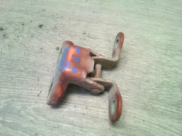 bontott TOYOTA IQ Bal első Zsanér