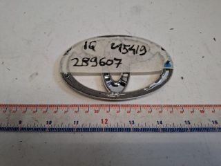 bontott TOYOTA IQ Hátsó Embléma