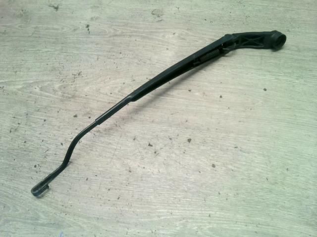 bontott TOYOTA IQ Jobb első Ablaktörlő Kar