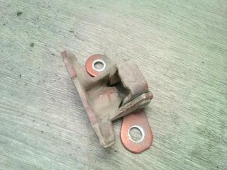 bontott TOYOTA IQ Jobb első Alsó Zsanér