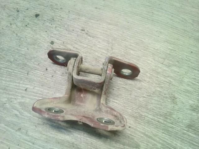 bontott TOYOTA IQ Jobb első Alsó Zsanér