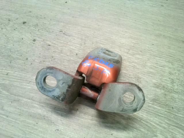 bontott TOYOTA IQ Jobb első Felső Zsanér