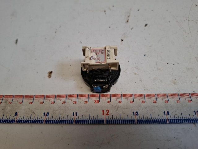 bontott TOYOTA IQ Jobb első Hangszóró