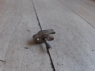 bontott TOYOTA IQ Porlasztó Lefogató