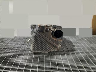 bontott TOYOTA LAND CRUISER Légszűrő Ház