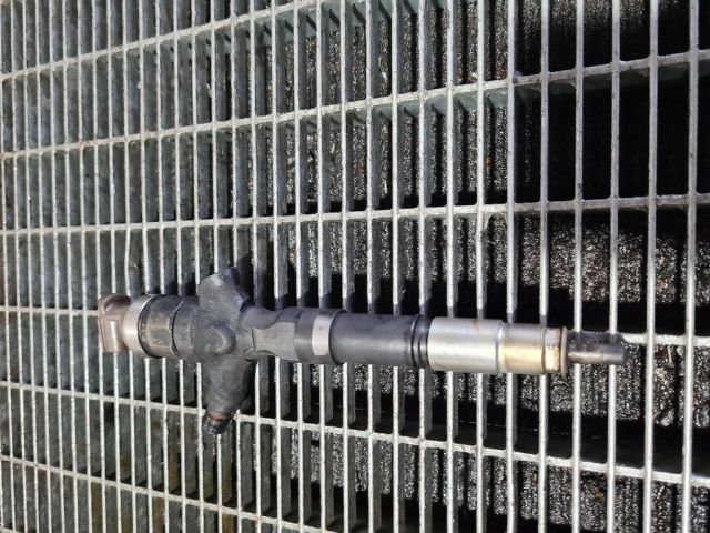 bontott TOYOTA LAND CRUISER Porlasztó (1 db)