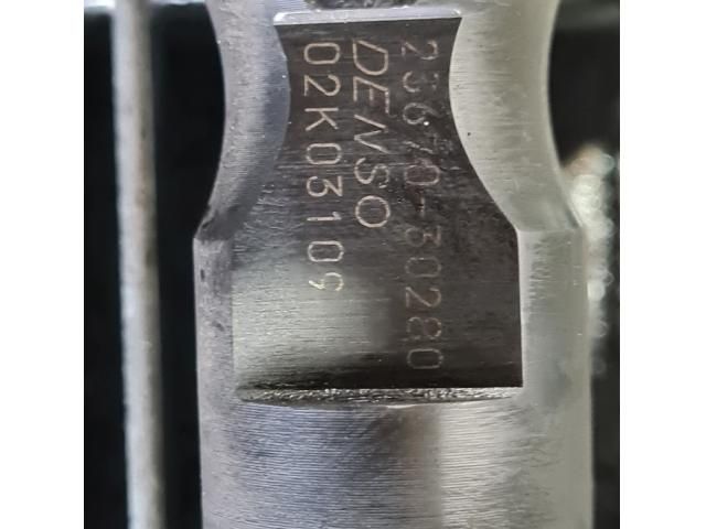 bontott TOYOTA LAND CRUISER Porlasztó (1 db)