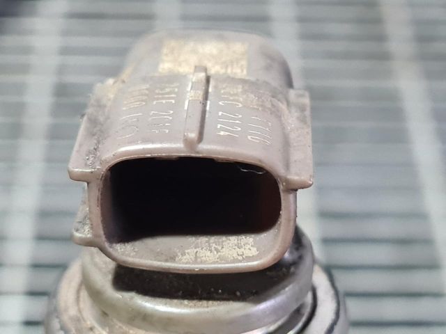 bontott TOYOTA LAND CRUISER Porlasztó (1 db)