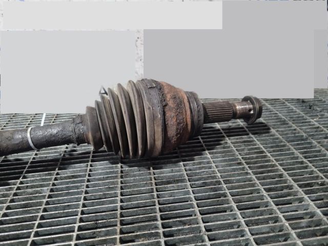 bontott TOYOTA LAND CRUISER Bal Féltengely