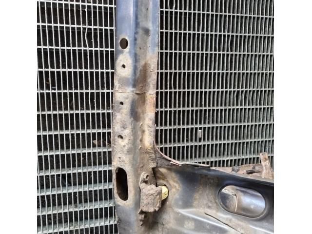 bontott TOYOTA LAND CRUISER Homlokfal (Üres lemez)