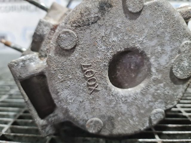 bontott TOYOTA LAND CRUISER Klímakompresszor