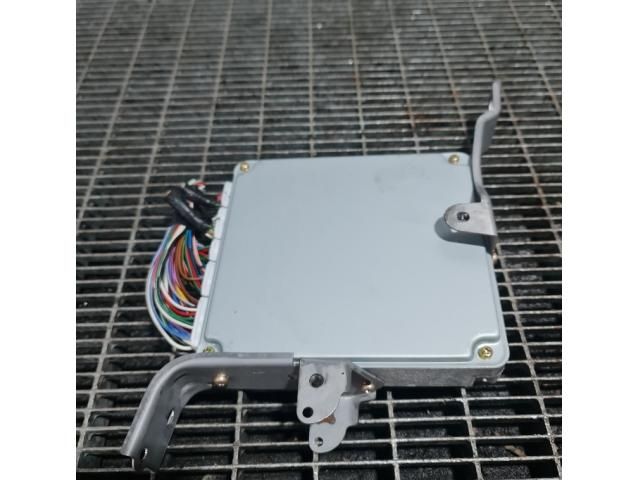 bontott TOYOTA LAND CRUISER Motorvezérlő