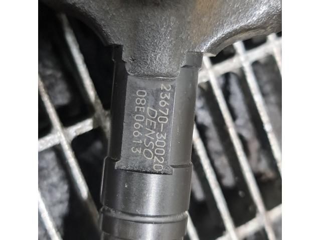 bontott TOYOTA LAND CRUISER Porlasztó (1 db)