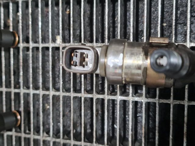 bontott TOYOTA LAND CRUISER Porlasztó (1 db)