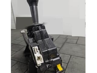 bontott TOYOTA LAND CRUISER Váltó Kulissza